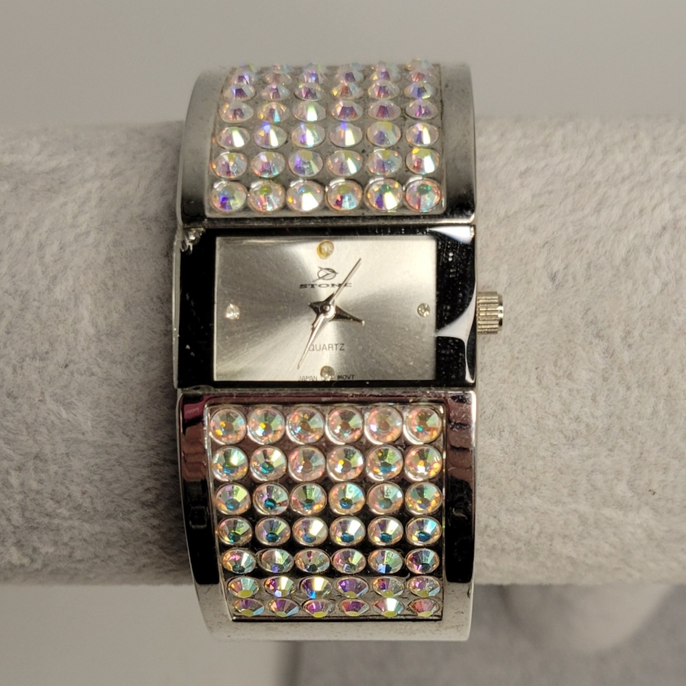 ▪︎Like New! Stone Women's Watch